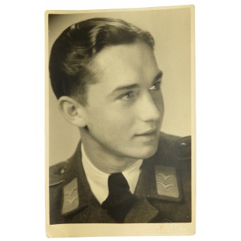 Picture of Luftwaffe pilot or parachutist. Gefreitor. Espenlaub militaria